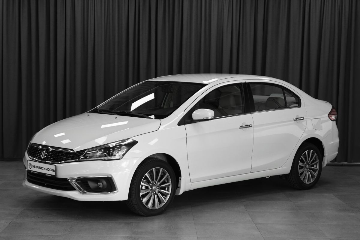 Превью SUZUKI Ciaz